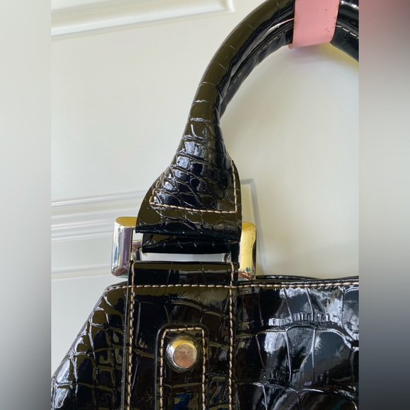 Shiny Black Leather GUESS Bag with rhinestone G - Picture 7 of 13